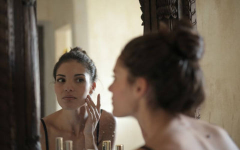 Tips for Tackling Aging Acne-Prone Skin